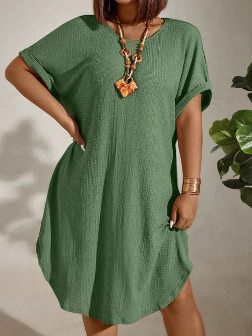 Vestido Textura Leve e Manga Morcego Plus Size - Britney lojasoeconomia 